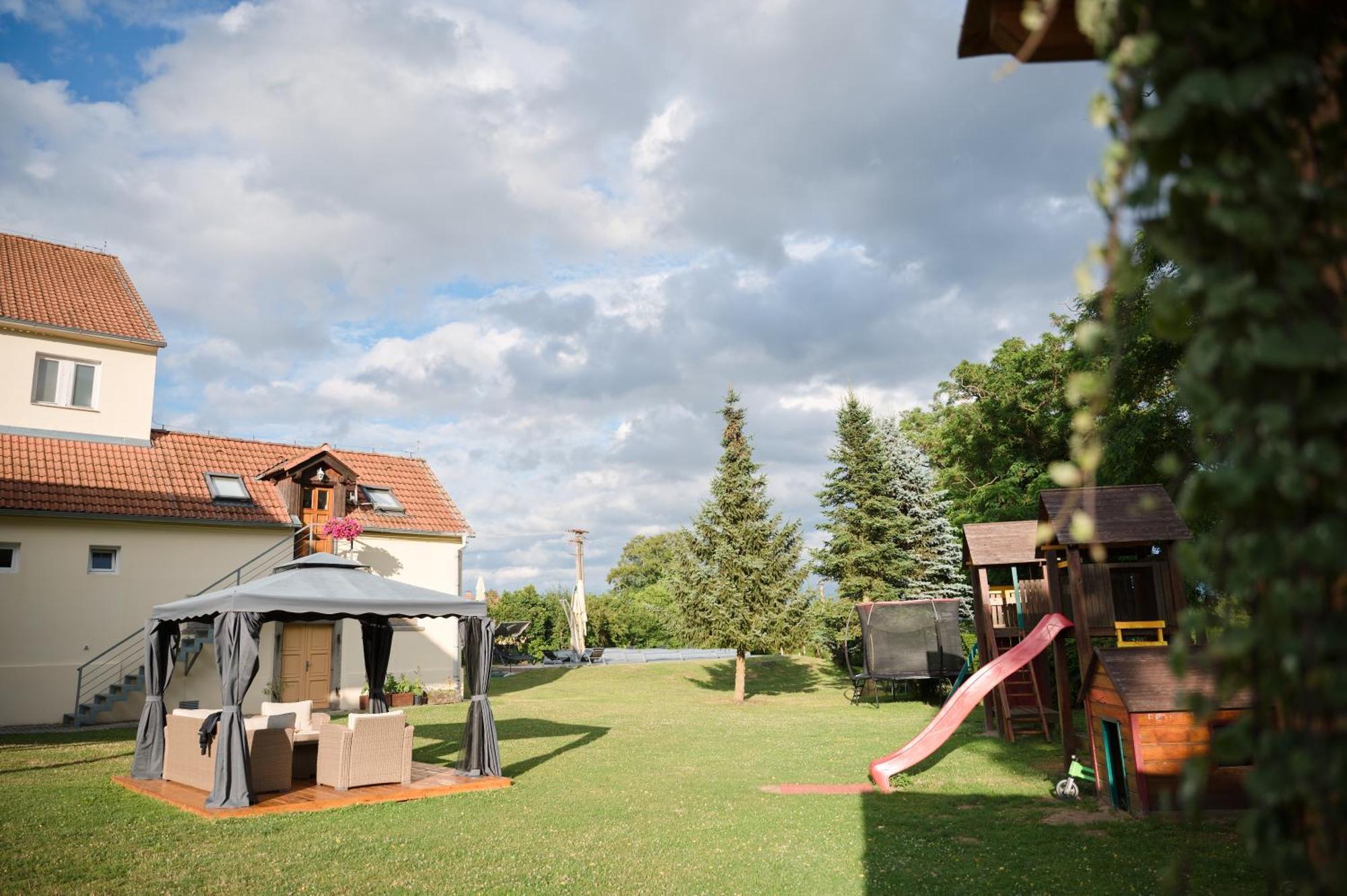 Penzion U Novaku Kožlí u Orlíka Exterior foto